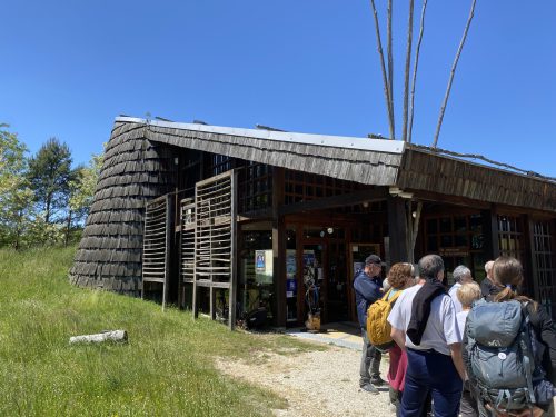 Maison du braconnage vue depuis l'extérieur
